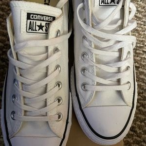 White Converse US size 8